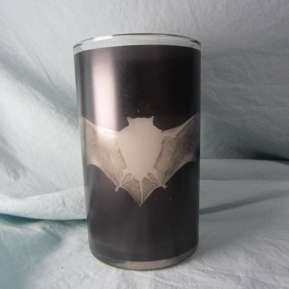 bat x-ray real goth 10.5 oz jar candle ashland NWT unused (w2145)